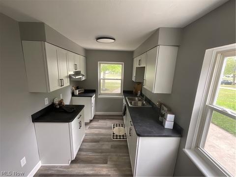 1239 Maple Dr, Lorain, OH 44052 photo 6