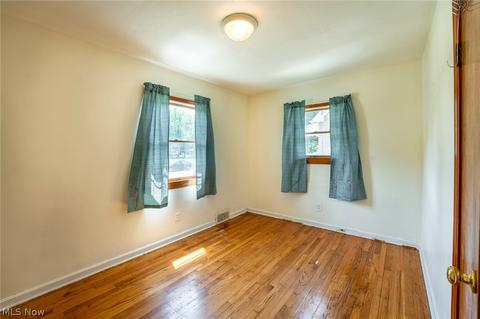 1847 E 37th St, Lorain, OH 44055 photo 7