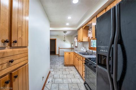 1847 E 37th St, Lorain, OH 44055 photo 13
