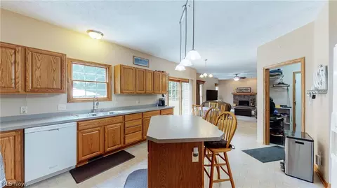 320 Chadwick Dr, Aurora, OH 44202 photo 10