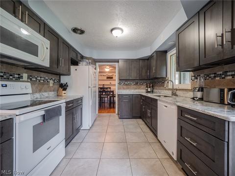 6799 Broadview Rd, Seven Hills, OH 44131 photo 12
