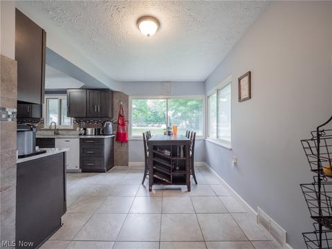6799 Broadview Rd, Seven Hills, OH 44131 photo 13