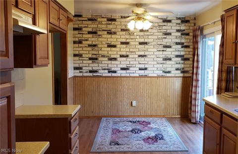 848 Salem Ave, Elyria, OH 44035 photo 4