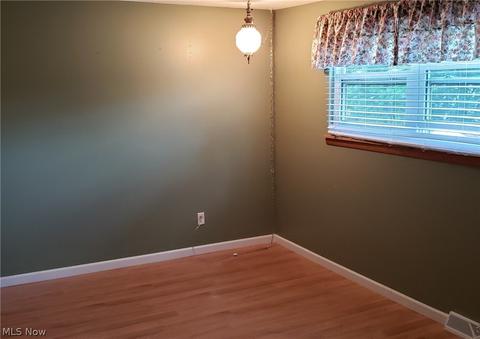 848 Salem Ave, Elyria, OH 44035 photo 11