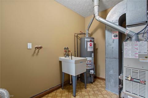 5280 Elyria Ave, Lorain, OH 44055 photo 35