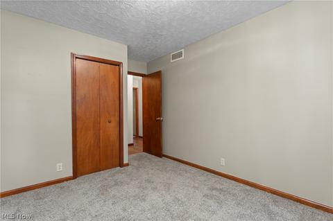 5280 Elyria Ave, Lorain, OH 44055 photo 18