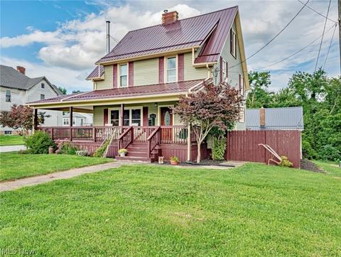 154 Maple St, Dillonvale, OH 43917 photo 2