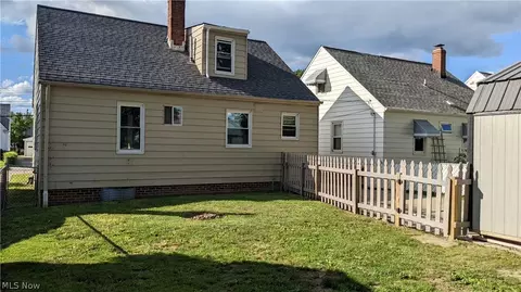 29946 Elgin Rd, Wickliffe, OH 44092 photo 32