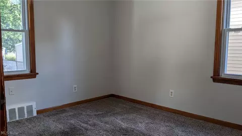 29946 Elgin Rd, Wickliffe, OH 44092 photo 19