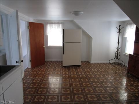 1529 E 294th St, Wickliffe, OH 44092 photo 11