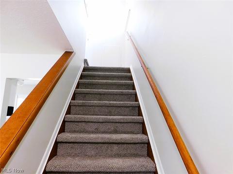 852 Salem Ave, Elyria, OH 44035 photo 11
