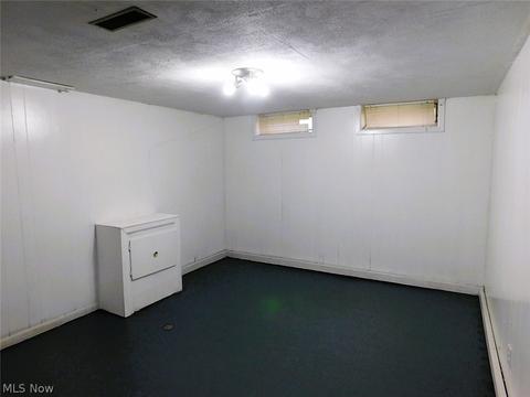 852 Salem Ave, Elyria, OH 44035 photo 10