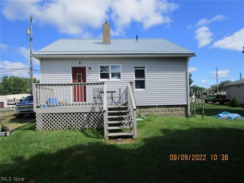 3032 W Prospect Rd, Ashtabula, OH 44004 photo 8