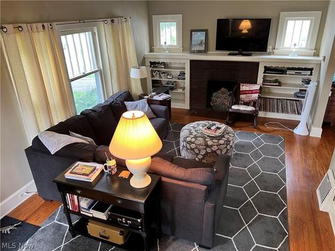 808 Park Ave, Elyria, OH 44035 photo 7