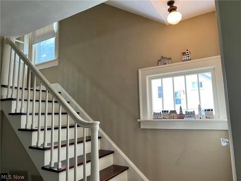 808 Park Ave, Elyria, OH 44035 photo 9