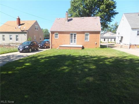 8325 Snow Rd, Parma, OH 44129 photo 20