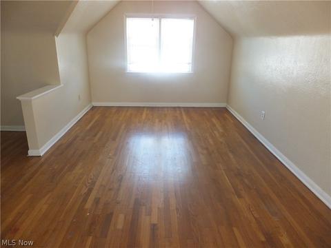 8325 Snow Rd, Parma, OH 44129 photo 9