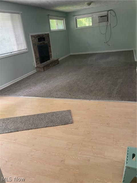 58 E Warner Rd, Akron, OH 44319 photo 4