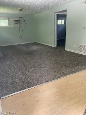 58 E Warner Rd, Akron, OH 44319 photo 6