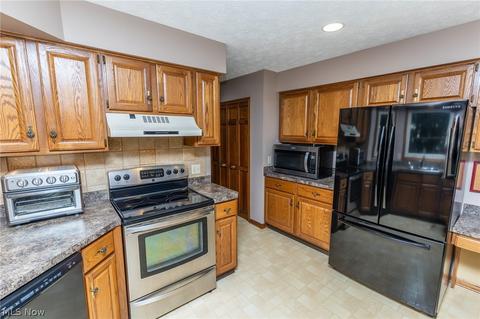 3055 Deercrest Path, Stow, OH 44224 photo 14