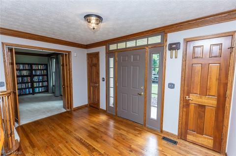 3055 Deercrest Path, Stow, OH 44224 photo 2