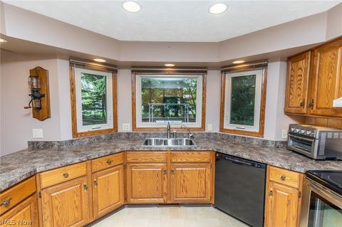 3055 Deercrest Path, Stow, OH 44224 photo 11
