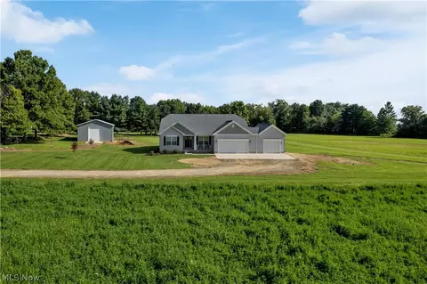 2712 E Hutton Rd, Wooster, OH 44691 photo 2