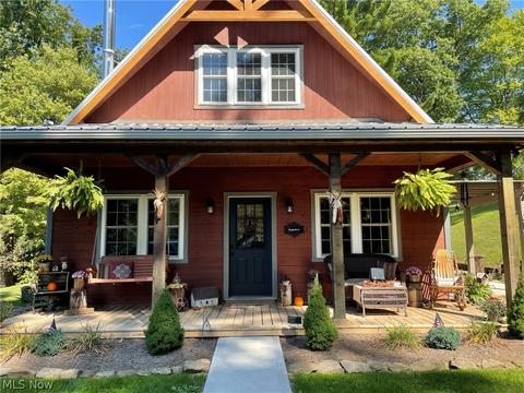 6203 Middle Run Rd NW, Dover, OH 44622 photo 3