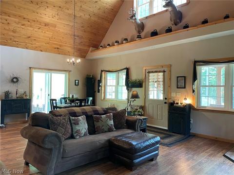 6203 Middle Run Rd NW, Dover, OH 44622 photo 15