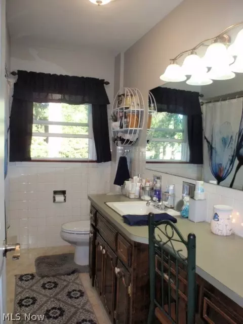 305 Hilliard Rd, Elyria, OH 44035 photo 19