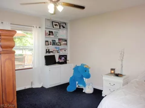 305 Hilliard Rd, Elyria, OH 44035 photo 16