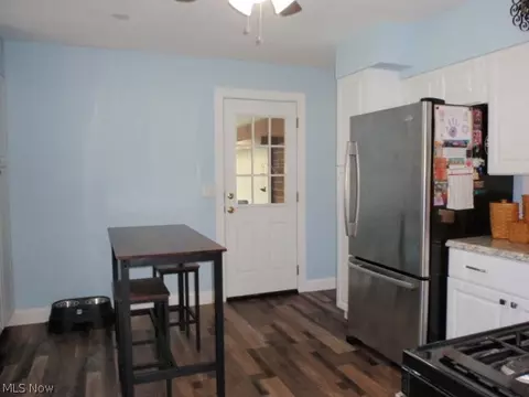305 Hilliard Rd, Elyria, OH 44035 photo 9