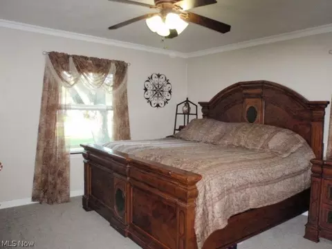 305 Hilliard Rd, Elyria, OH 44035 photo 13