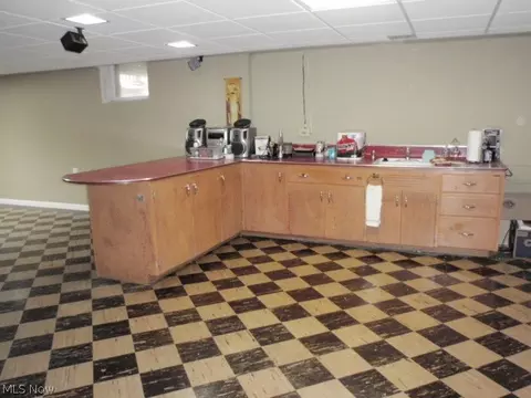 305 Hilliard Rd, Elyria, OH 44035 photo 22