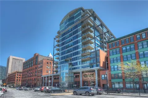 701 W Lakeside Ave #403, Cleveland, OH 44113