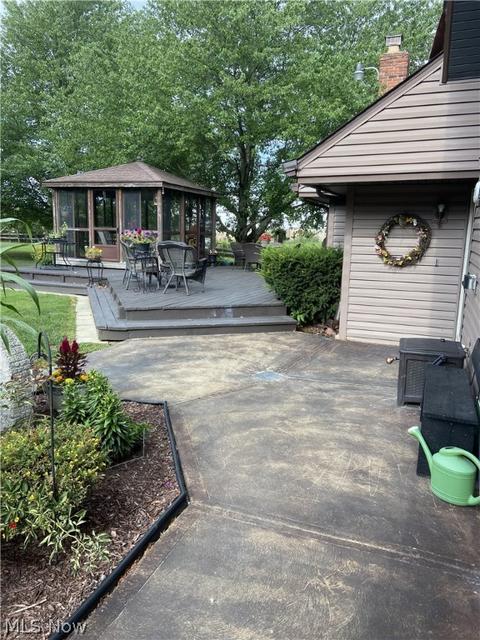 1102 E Garfield Rd, Aurora, OH 44202 photo 2