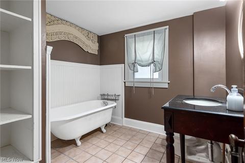 497 Poland Ave, Struthers, OH 44471 photo 12