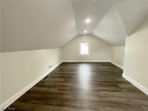 305 E Indiana Ave, Sebring, OH 44672 photo 11