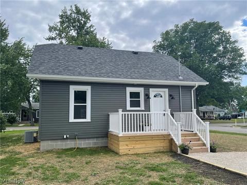 305 E Indiana Ave, Sebring, OH 44672 photo 16