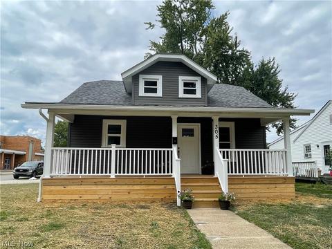 305 E Indiana Ave, Sebring, OH 44672 photo 1