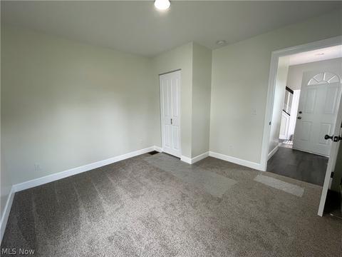 305 E Indiana Ave, Sebring, OH 44672 photo 3