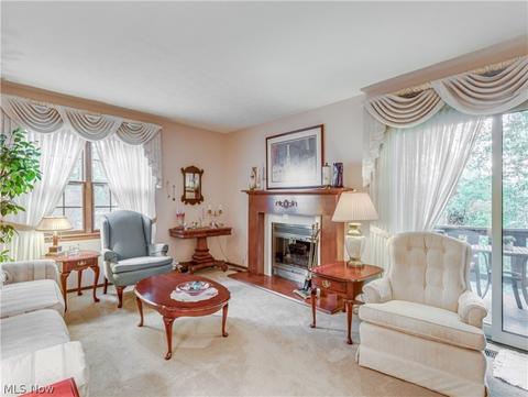245 Perry Dr NW, Canton, OH 44708 photo 5