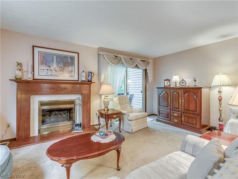 245 Perry Dr NW, Canton, OH 44708 photo 6