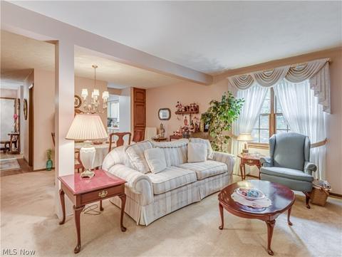 245 Perry Dr NW, Canton, OH 44708 photo 8