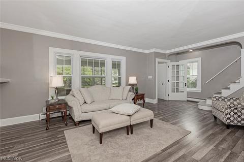 134 E 219th St, Euclid, OH 44123 photo 6