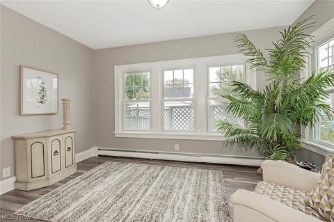 134 E 219th St, Euclid, OH 44123 photo 9