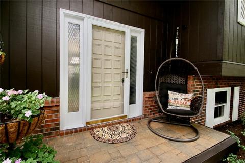 8535 Barbara Dr, Mentor, OH 44060 photo 3