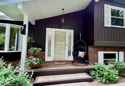 8535 Barbara Dr, Mentor, OH 44060 photo 2