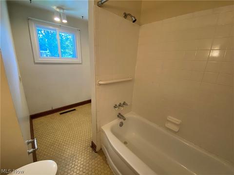521 Beeler Dr, Berea, OH 44017 photo 14