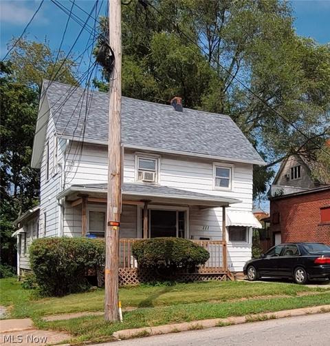 111 4th St, Elyria, OH 44035 photo 1